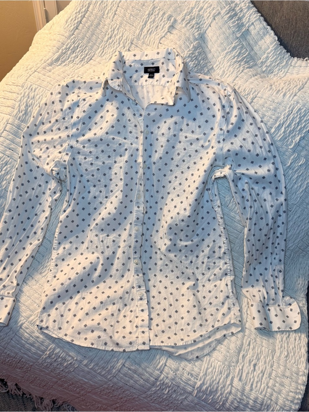 Express Men's White Button-Down Shirt with Navy Diamond Print
